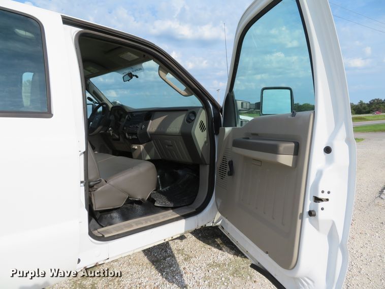 image for item DH1515 2010 Ford F250 Super Duty XL Crew Cab pickup truck