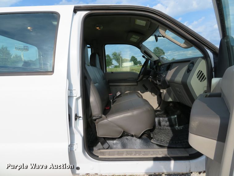 image for item DH1515 2010 Ford F250 Super Duty XL Crew Cab pickup truck