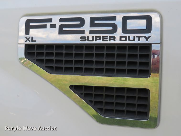 image for item DH1515 2010 Ford F250 Super Duty XL Crew Cab pickup truck
