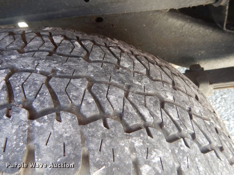 image for item DH2001 2000 Chevrolet Tahoe SUV