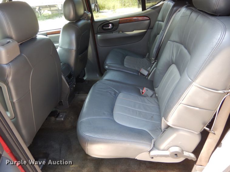 image for item DH2002 2004 GMC Envoy XL SUV