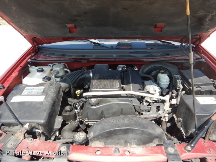 image for item DH2002 2004 GMC Envoy XL SUV