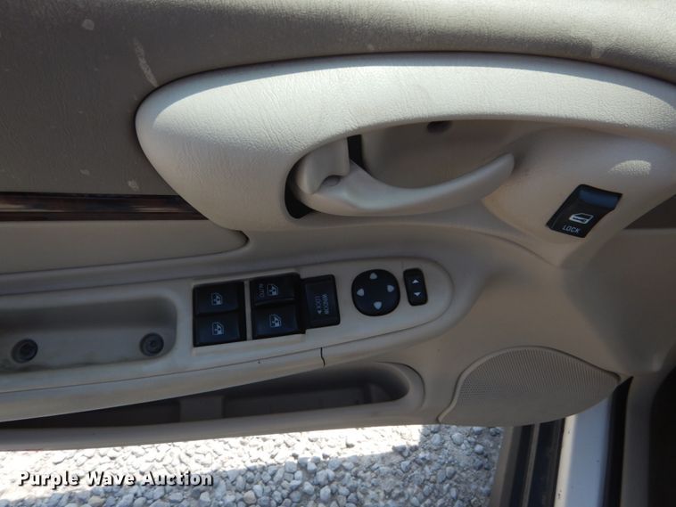 image for item DH2003 2004 Chevrolet Impala