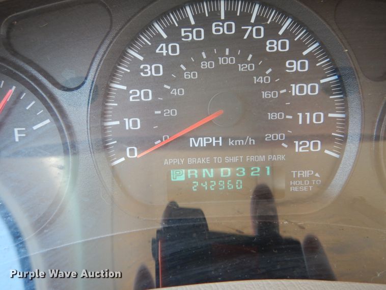 image for item DH2003 2004 Chevrolet Impala