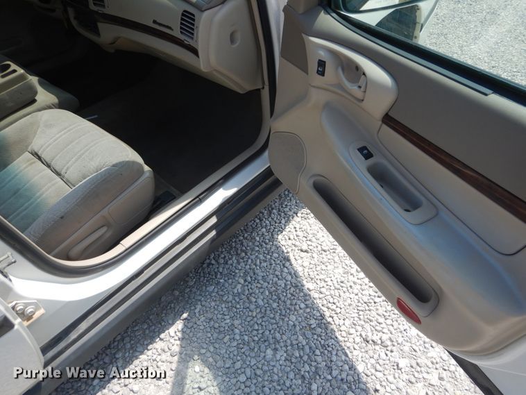 image for item DH2003 2004 Chevrolet Impala
