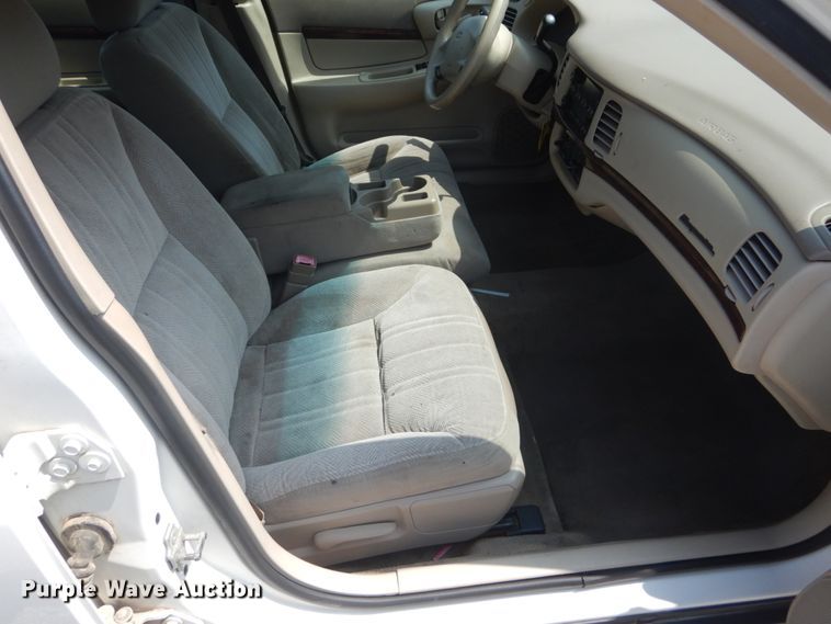 image for item DH2003 2004 Chevrolet Impala