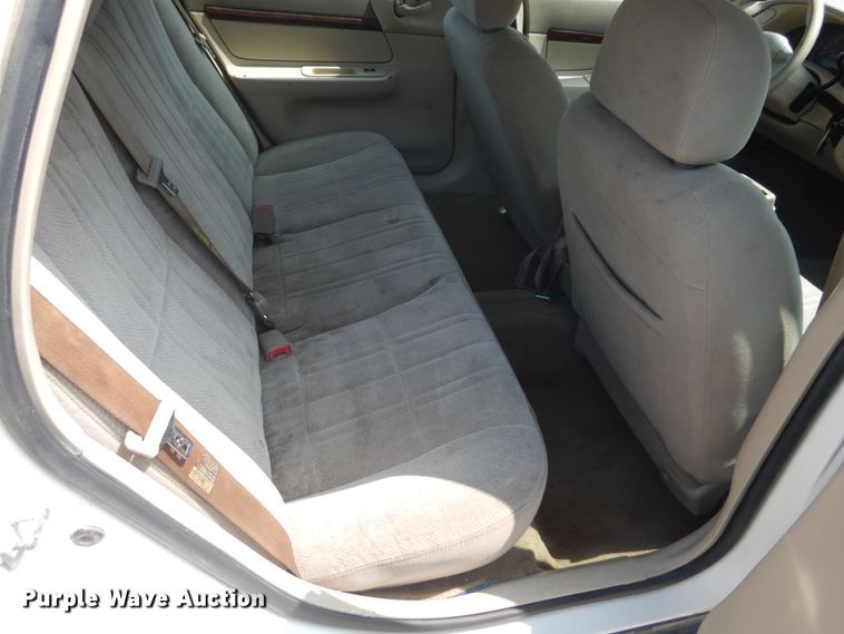 image for item DH2003 2004 Chevrolet Impala