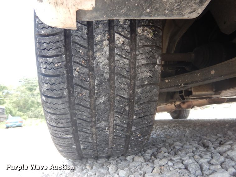 image for item DH2003 2004 Chevrolet Impala