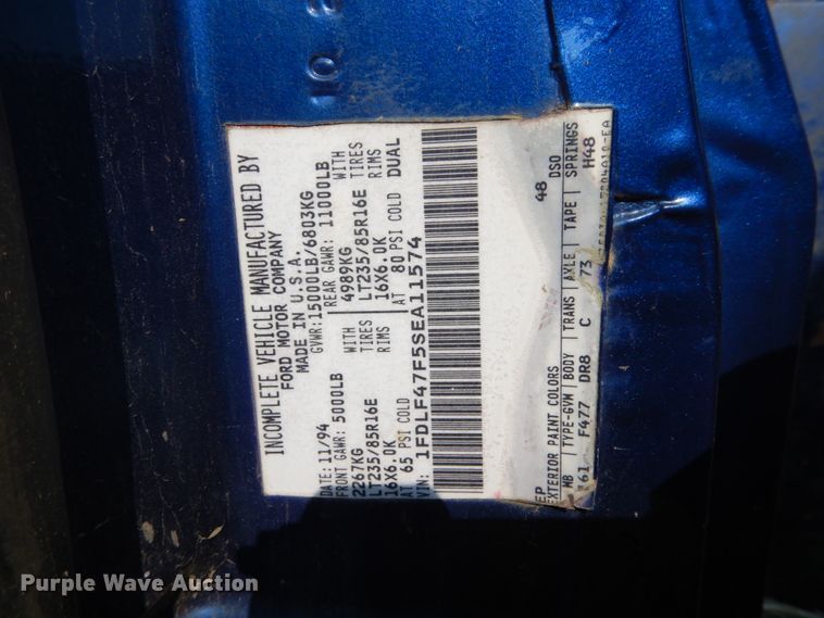 image for item DH2005 1995 Ford F450 Super Duty tow truck