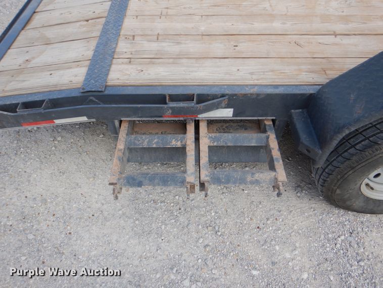 image for item DH5265 2018 Lamar H6832027 utility trailer