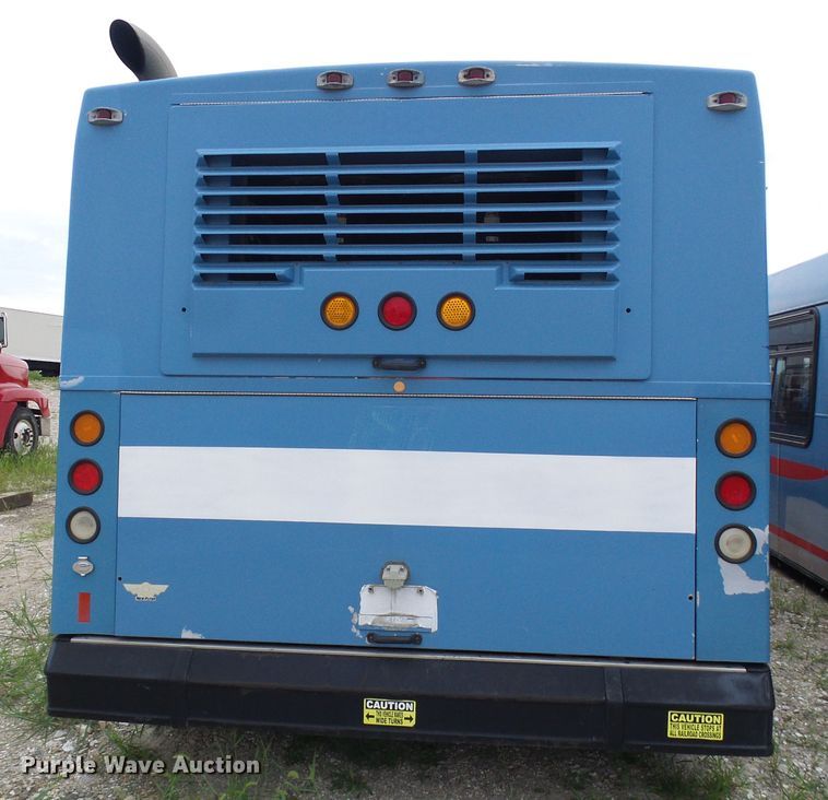 image for item DI0602 2001 New Flyer D40 LF coach bus