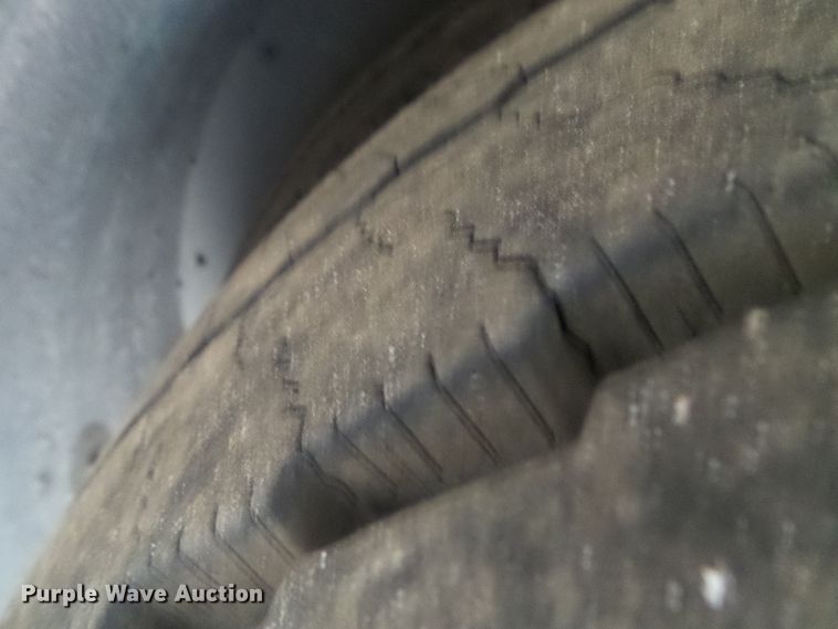 image for item DI0602 2001 New Flyer D40 LF coach bus