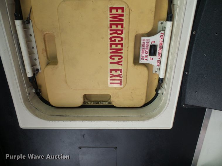 image for item DI0602 2001 New Flyer D40 LF coach bus