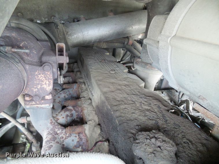 image for item DI0602 2001 New Flyer D40 LF coach bus