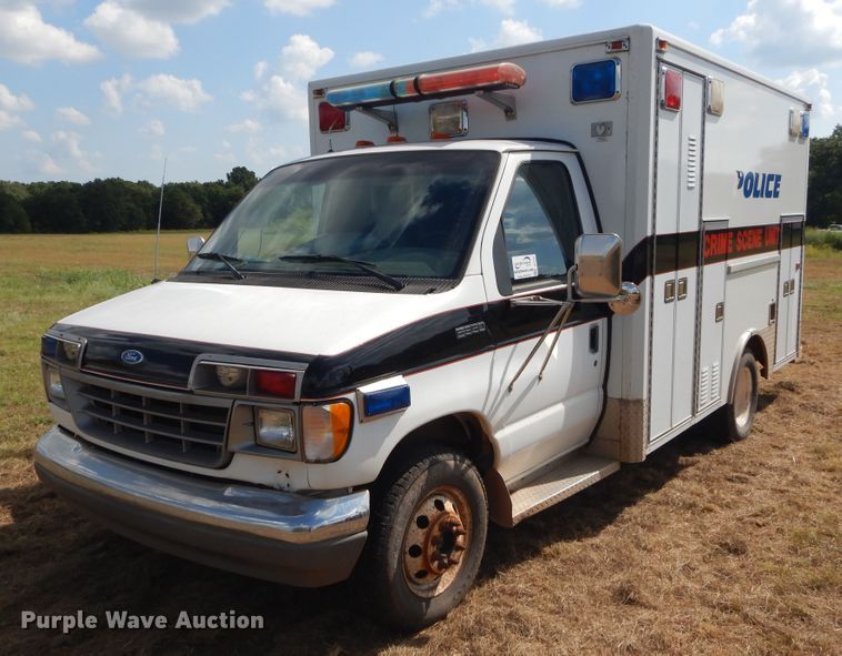 image for item DI1751 1994 Ford Econoline E350 ambulance