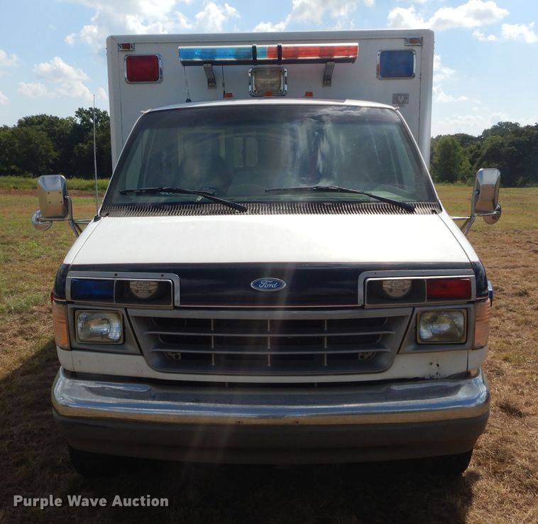 image for item DI1751 1994 Ford Econoline E350 ambulance