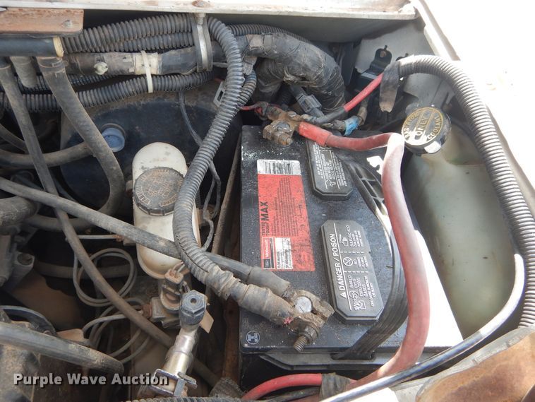 image for item DI1751 1994 Ford Econoline E350 ambulance