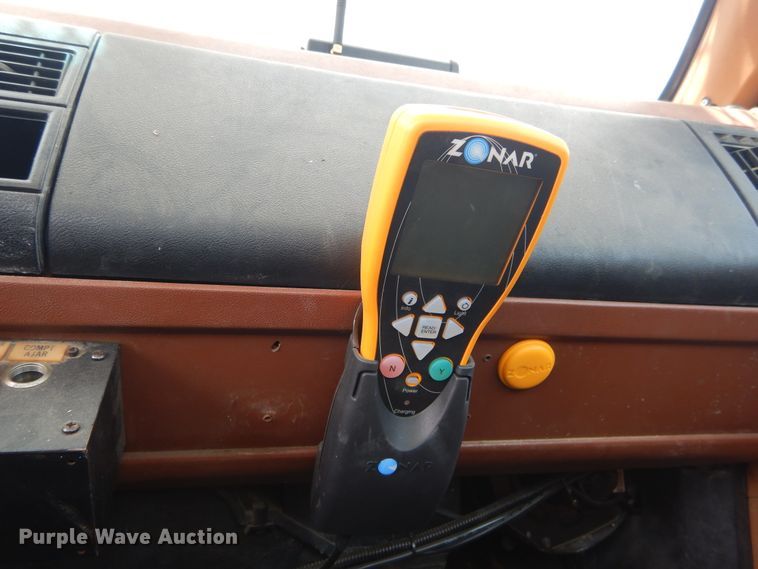 image for item DI1759 1994 GMC TopKick C6500 bucket truck