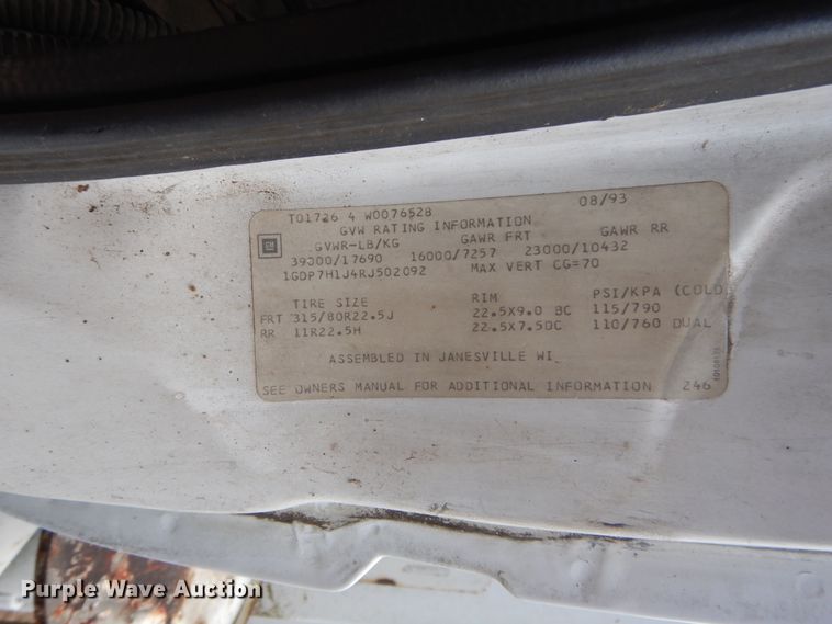 image for item DI1759 1994 GMC TopKick C6500 bucket truck