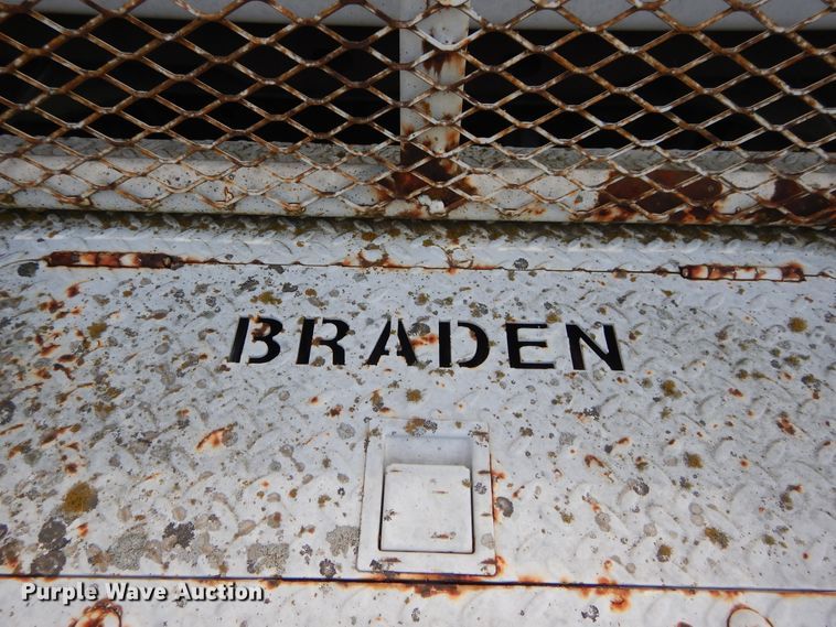 image for item DI1759 1994 GMC TopKick C6500 bucket truck