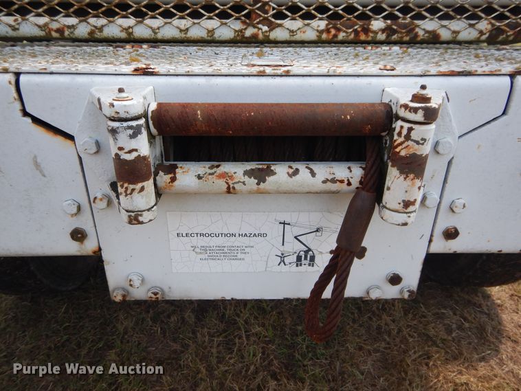 image for item DI1759 1994 GMC TopKick C6500 bucket truck