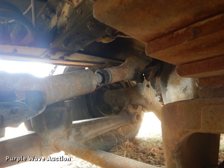 image for item DI1759 1994 GMC TopKick C6500 bucket truck