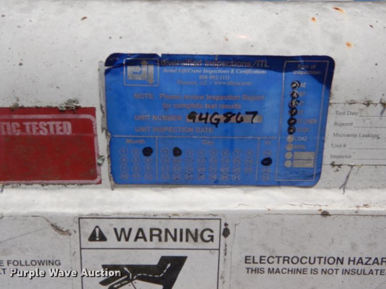 image for item DI1759 1994 GMC TopKick C6500 bucket truck