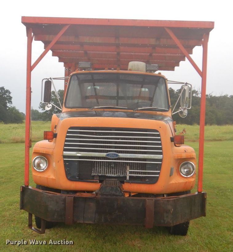 image for item DI2267 1990 Ford L8000 bridge inspection truck