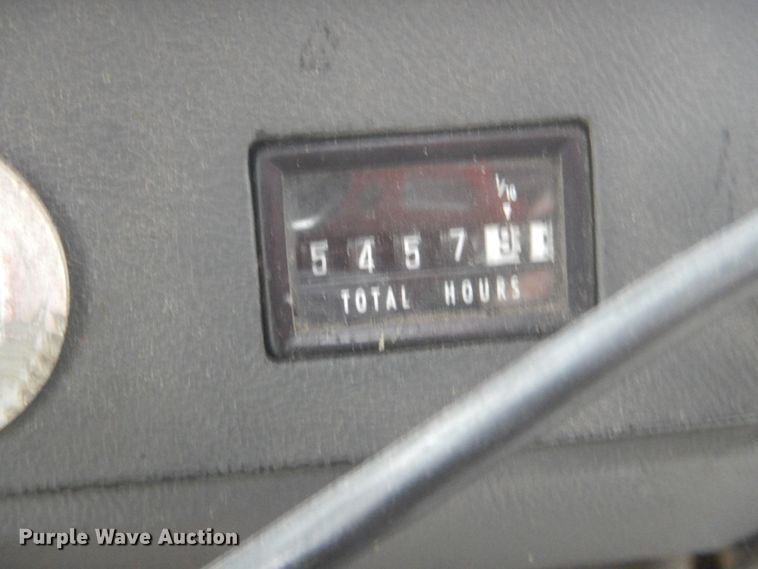 image for item DI2267 1990 Ford L8000 bridge inspection truck