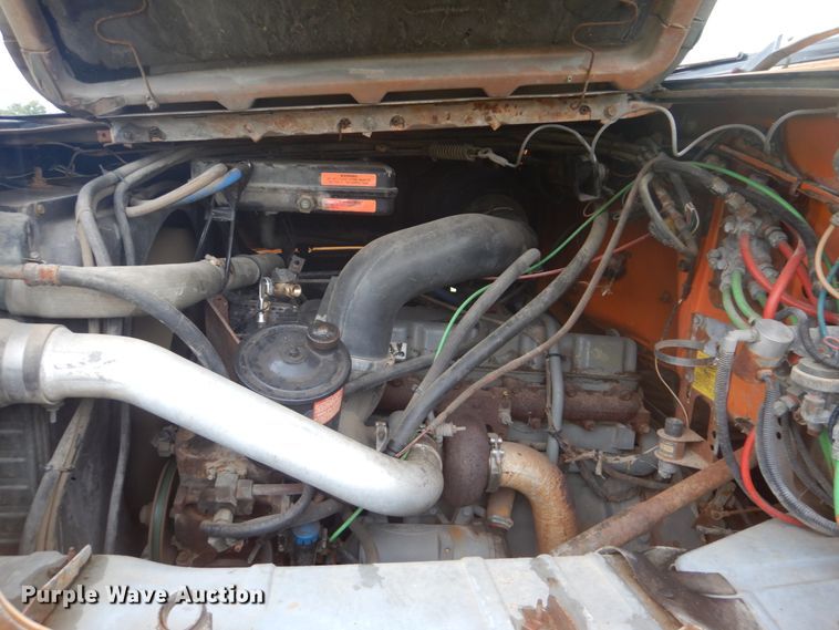 image for item DI2267 1990 Ford L8000 bridge inspection truck