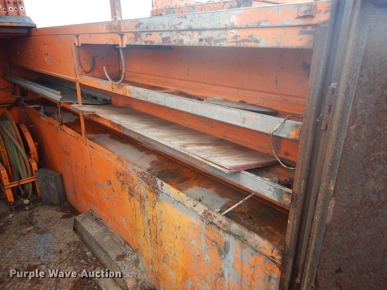 image for item DI2267 1990 Ford L8000 bridge inspection truck