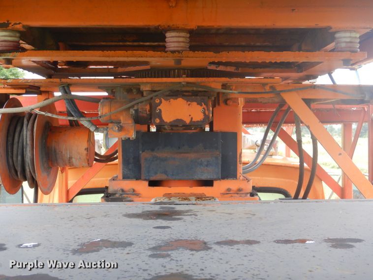 image for item DI2267 1990 Ford L8000 bridge inspection truck