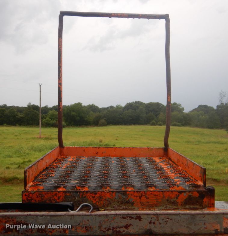 image for item DI2267 1990 Ford L8000 bridge inspection truck