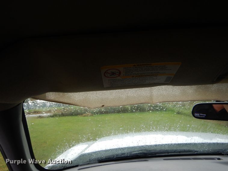 image for item DI2270 2006 Chevrolet Silverado 2500 flatbed pickup truck