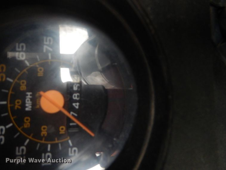 image for item DI2272 1984 GMC TopKick C7000 semi truck