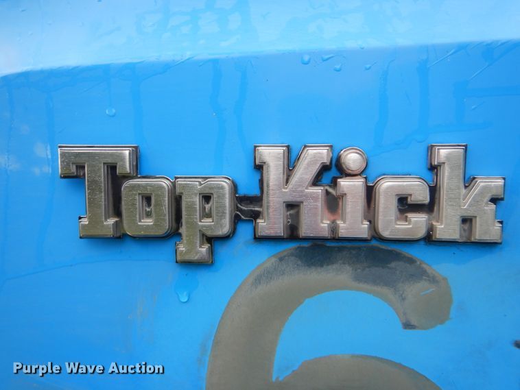 image for item DI2272 1984 GMC TopKick C7000 semi truck