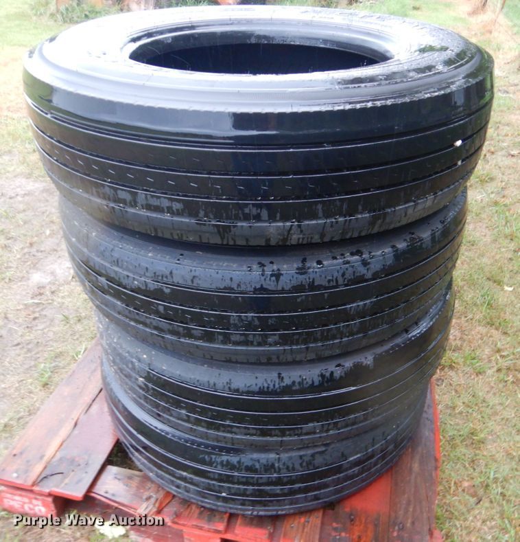 image for item DI2274 (26) tires