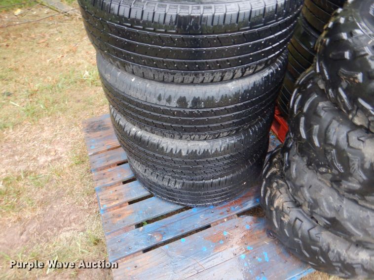 image for item DI2274 (26) tires