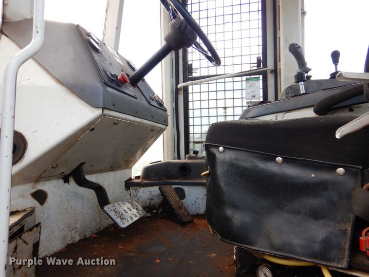 image for item DI2281 Prentice 2432 skidder