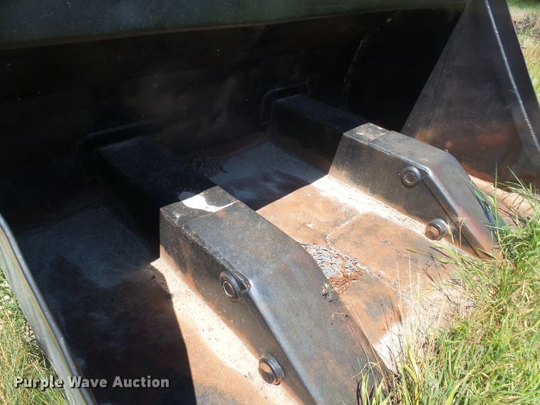 image for item DX9206 Tink roll-out bucket