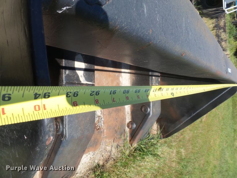 image for item DX9206 Tink roll-out bucket