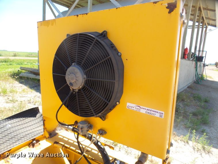 image for item DX9207 Brown Bear tiller