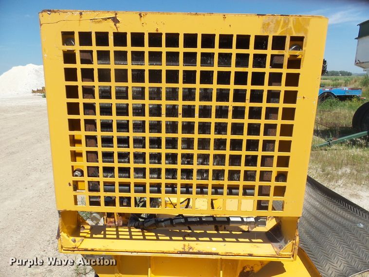 image for item DX9207 Brown Bear tiller