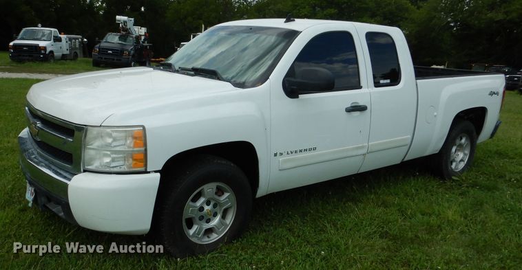 image for item EK9039 2008 Chevrolet Silverado 1500 Ext. Cab pickup truck