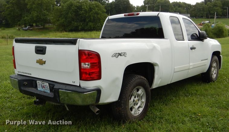 image for item EK9039 2008 Chevrolet Silverado 1500 Ext. Cab pickup truck