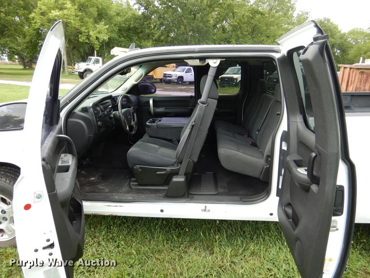 image for item EK9039 2008 Chevrolet Silverado 1500 Ext. Cab pickup truck