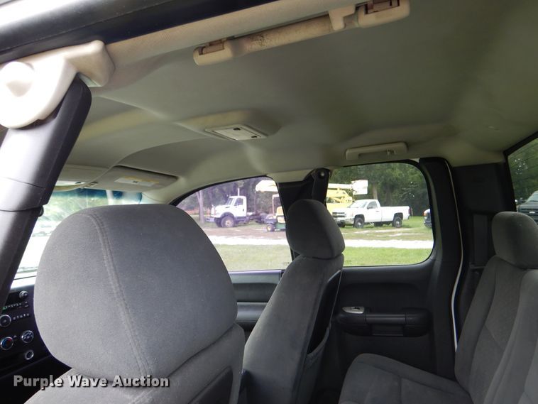 image for item EK9039 2008 Chevrolet Silverado 1500 Ext. Cab pickup truck