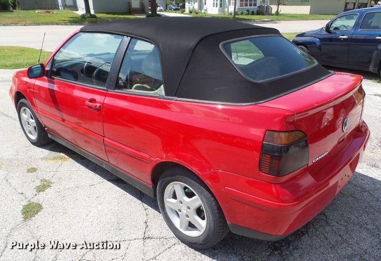 image for item EM9804 1999 Volkswagen Cabrio convertible