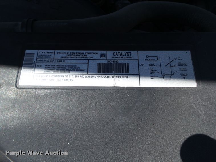 image for item EM9816 2001 GMC Sierra 1500 Ext. Cab pickup truck