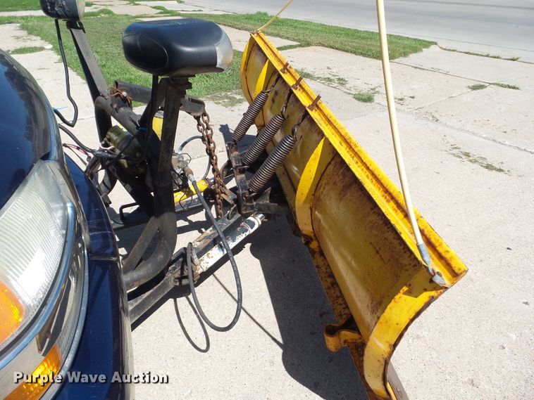 image for item EM9816 2001 GMC Sierra 1500 Ext. Cab pickup truck